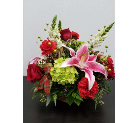 COUNTRY BASKET OF CHRISTMAS