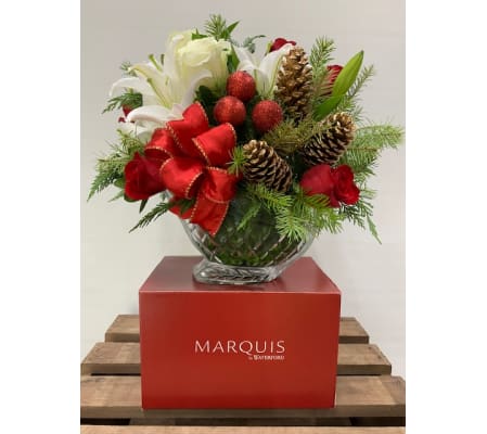 MARQUIS BY WATERFORD SLEIGH WITH CHRISTMAS FLOWERS
