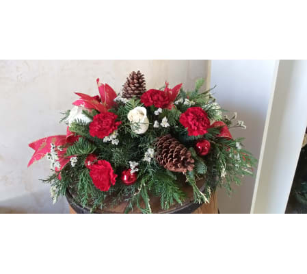 Red and White Holiday Centerpiece