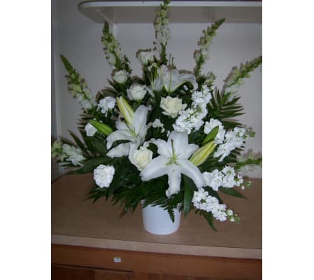 All White Tribute Basket