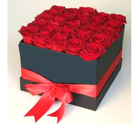 25 Red Bloom Hatbox