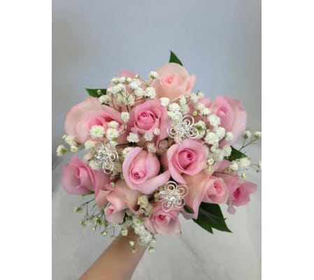 Prom BVP3 - 12 Rose Bouquet w/ rhinestone accents (pick up only)