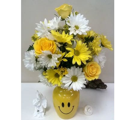 SMILEY FACE VASE