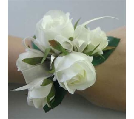Sweetest Thing Wristlet Corsage