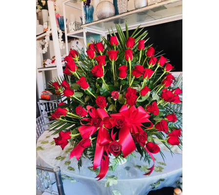 Freedom Rose Basket Tribute