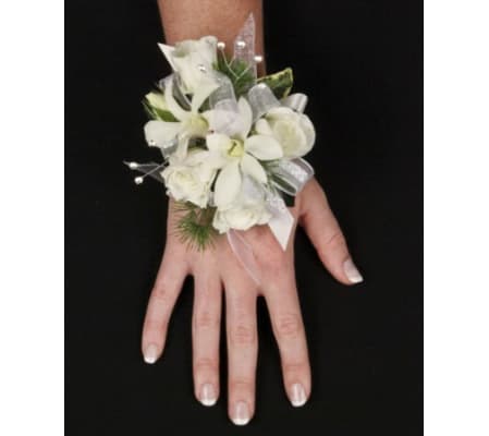 SPARKLING WHITE CORSAGE