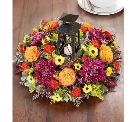 HOUSE LANTERN CENTERPIECE