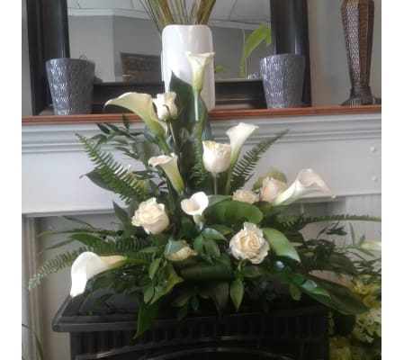 Teleflora Stately Lilies