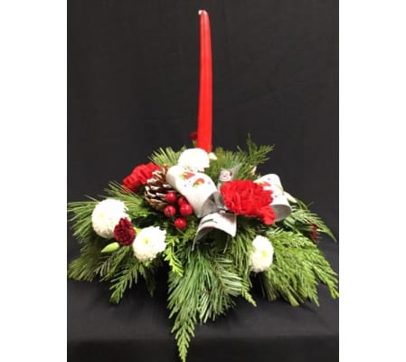 Traditional Christmas Candle Centrepiece