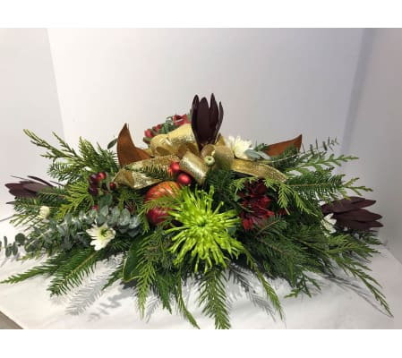 Traditional Holiday Arrangement