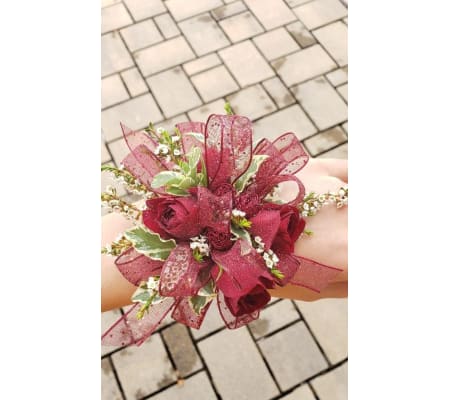 Rouge Love Corsage