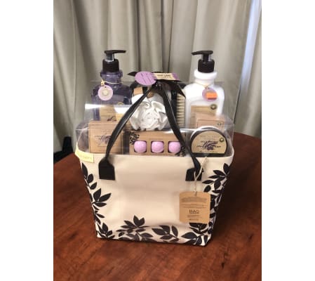Tuscan Hill Bath Bag Gift Set