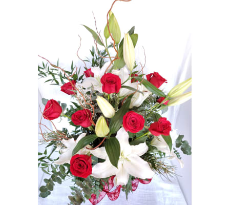 Valentine Roses and Lily Special