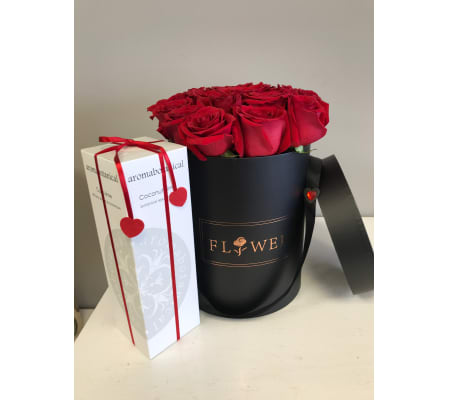 Luxury Red Rose Hat Box with Diffuser