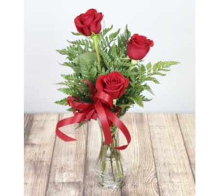 Classic Bud Vase Arrangement