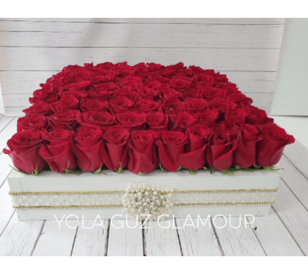 Channel 100 Roses in Wood