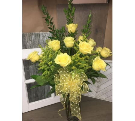 Yellow Splendor Roses