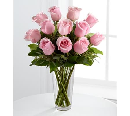 12 PINK ROSES