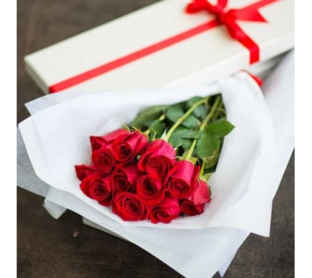 Dozen Red Roses in a box