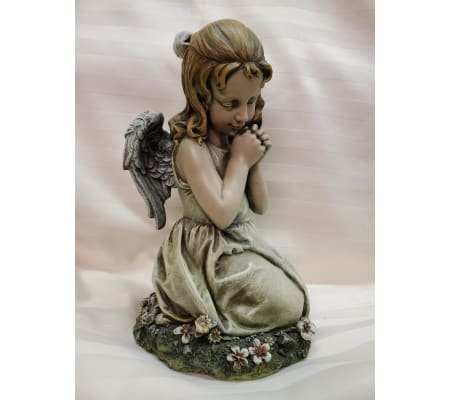 Kneeling Girl