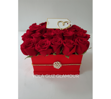 Channel Roses in a Box