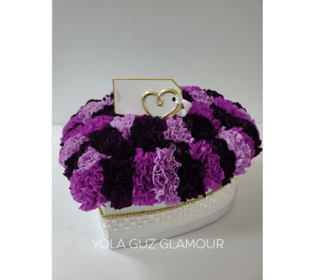 Channel Heart And Carnations