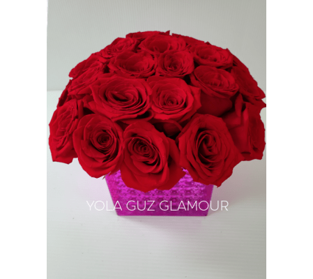 Roses in Hot Pink Ceramic