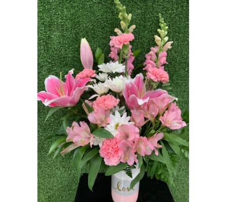 Lovely in pink bouq.