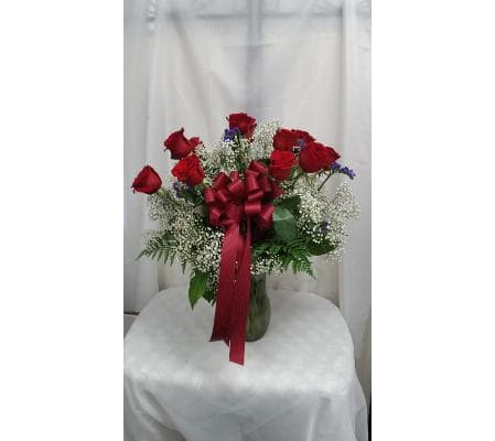 RED ROSES VASED FOR YOU