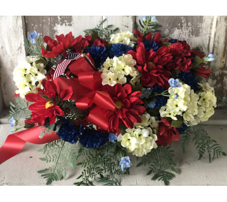 Hydrangea, Carnation and Daisy Memorial Spray