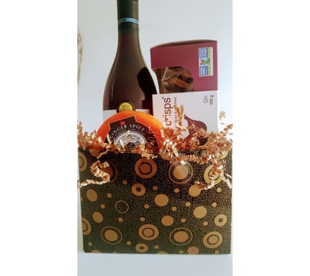 WINE CHEESE AND CRACKERS