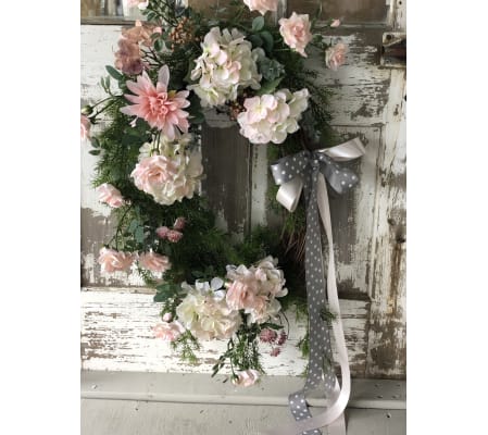 Oval Blush Wreath