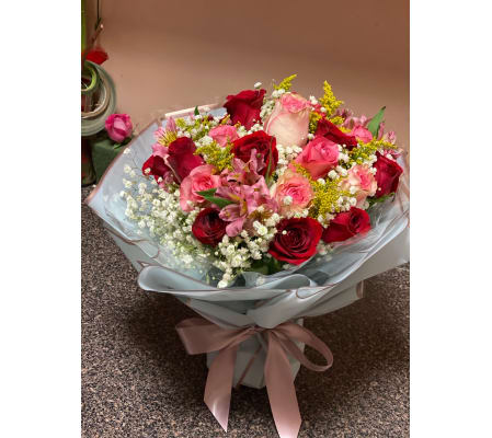 Round open Bouquet 2