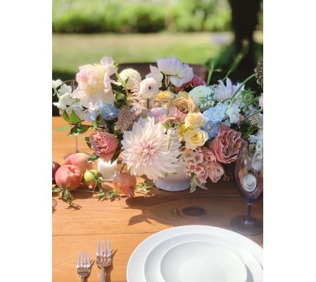 Botanique Signature Bouquet- Garden Party