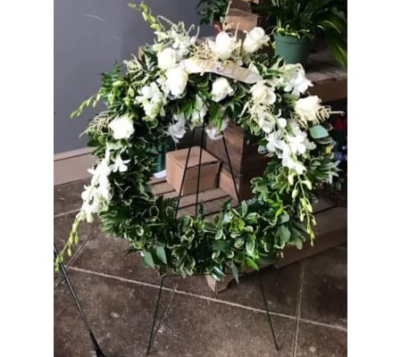 Natural beauty wreath