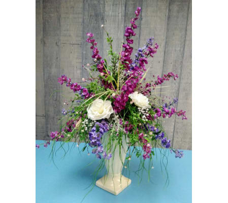 Elegant summer in purple and cream silk