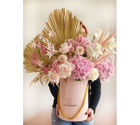 Luxury preserved and real Mix