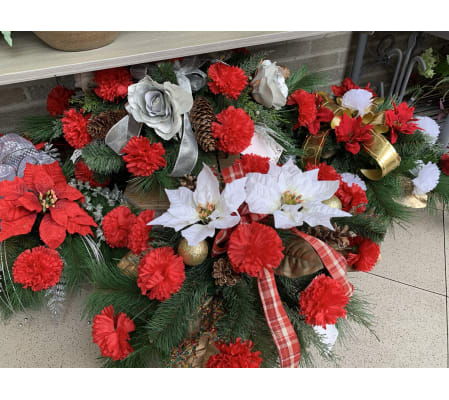 Cemetery topper - Christmas