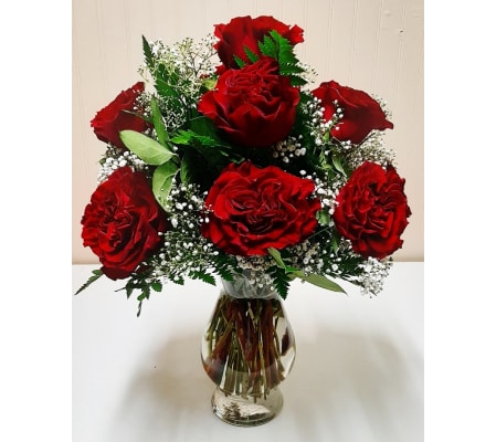 Signature Dozen Red Heart Roses