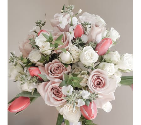Pink Mixed Bouquet (no vase)
