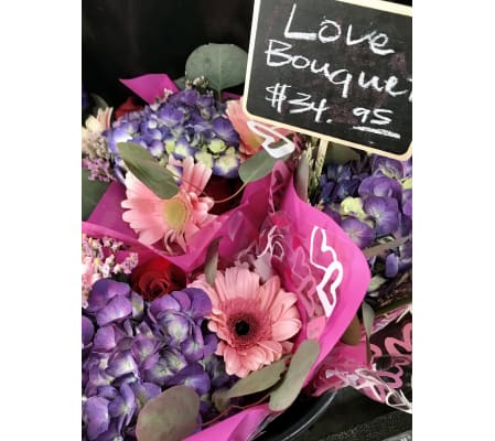 Curbside Pickup Wrapped Flower Special