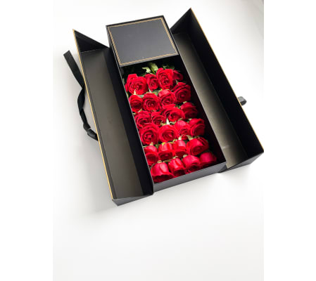 24 Roses in a special Box