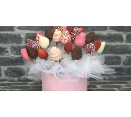 12ct MIXED BERRY BOUQUET