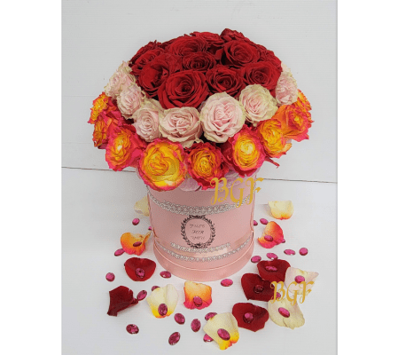 Unique Trio Roses Box