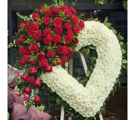 RED ROSE & WHITE STANDING OPEN HEART