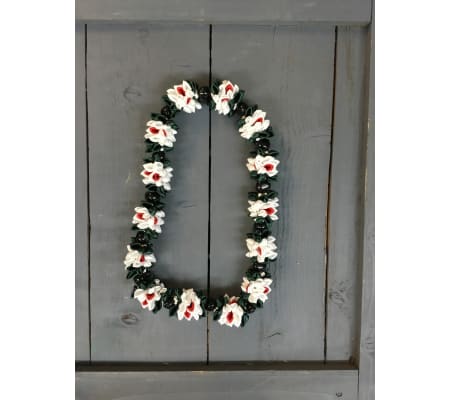 White red green w/beads