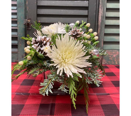 Winter Warmth Centrepiece