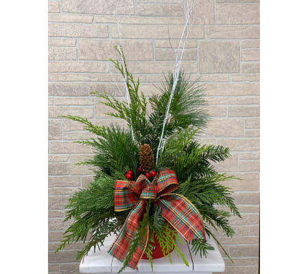 Season's Greetings Holiday Planter (AV)