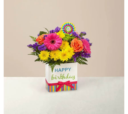 happy birthday centerpiece