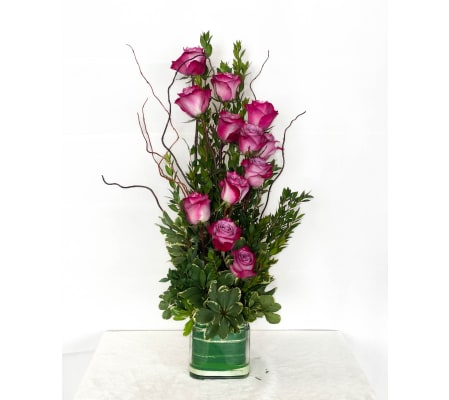 RUSTIC Walk the line dozen roses